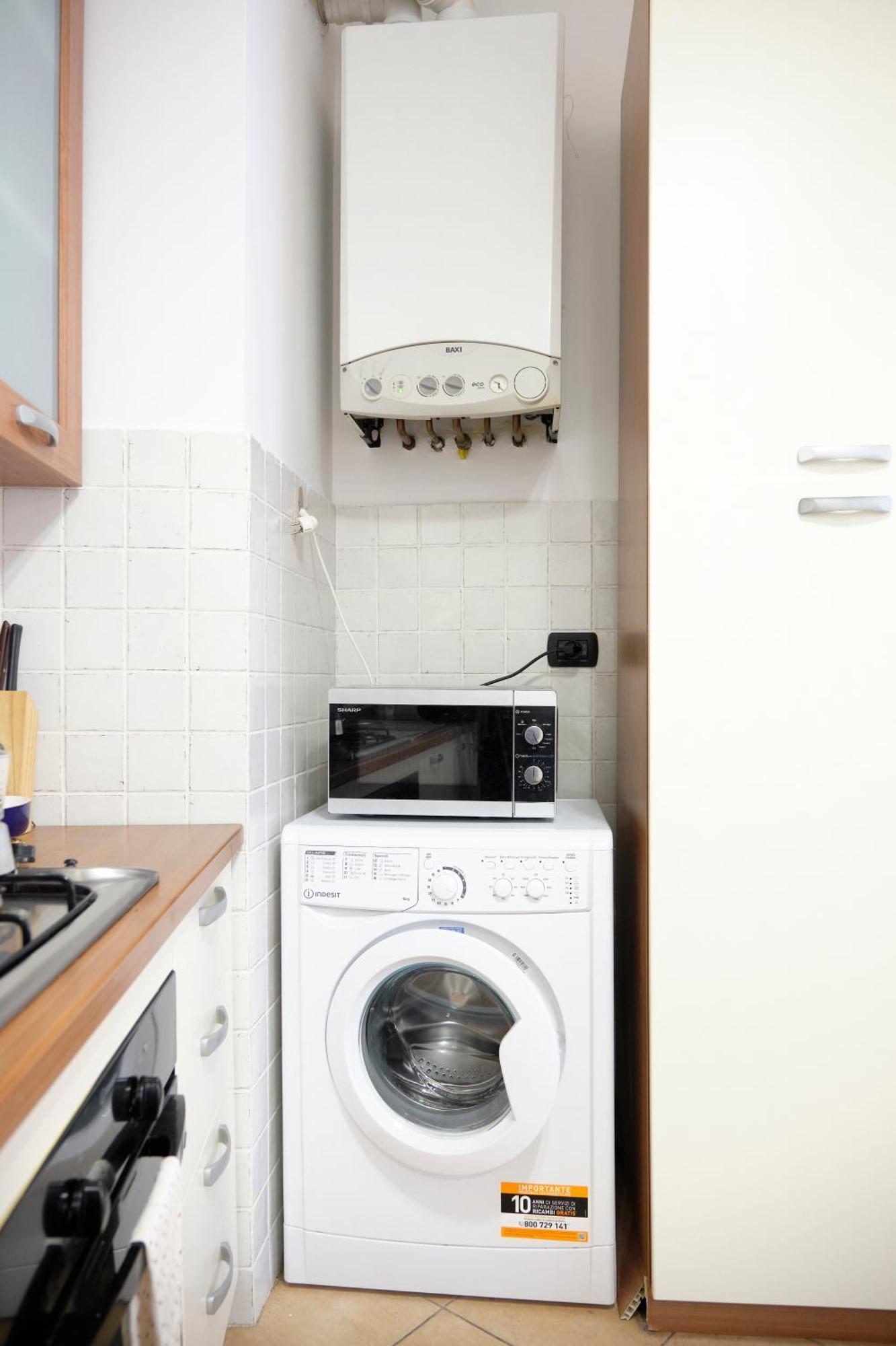 Prione'S Apartment Bis جنوة المظهر الخارجي الصورة