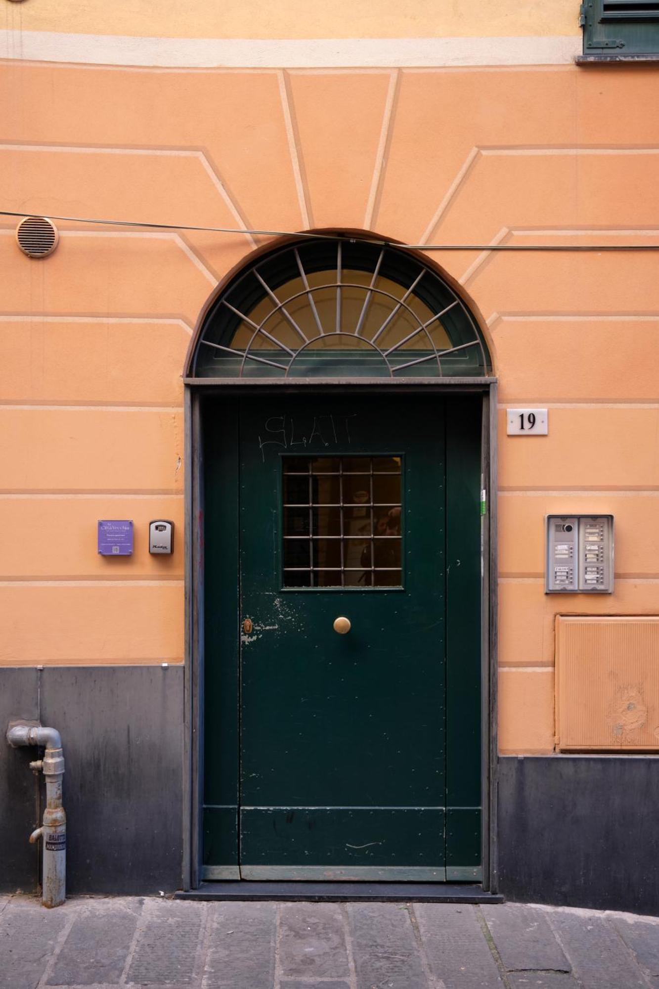 Prione'S Apartment Bis جنوة المظهر الخارجي الصورة